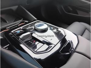 BMW i5 eDrive40 M Sportpaket Pro*Komfortsitze*AHK