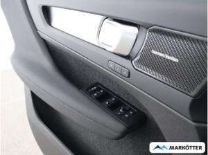 Volvo XC40 B4 Plus Black Edition/PIXEL-LED/AHK/360°CAM