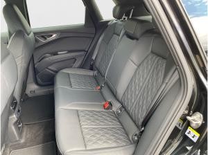 Audi Q4 e-tron 45 e-tron S-line Matrix Sonos ACC