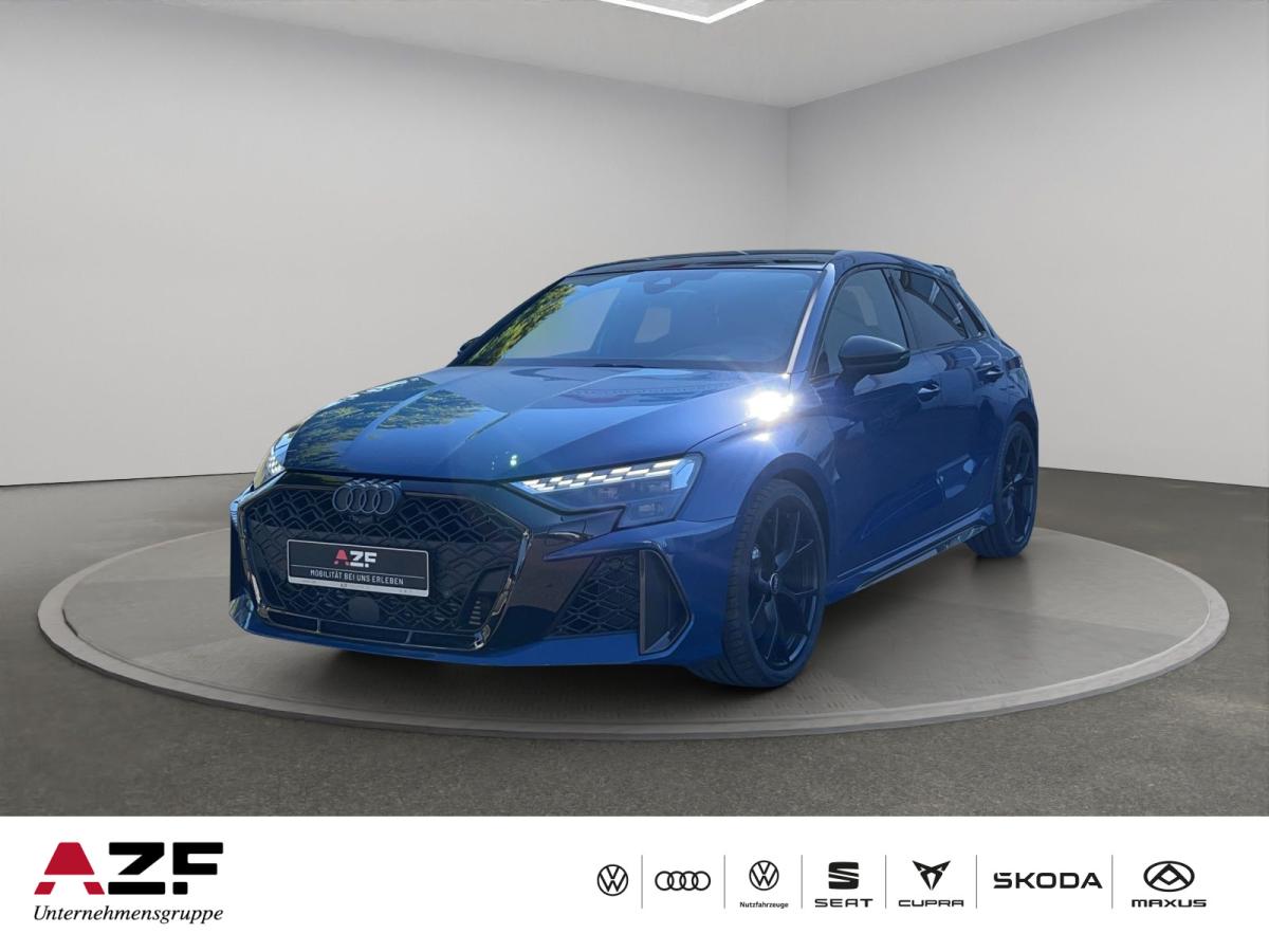 Audi RS3 Sportback S tronic+280km/h+PANO+NAVI