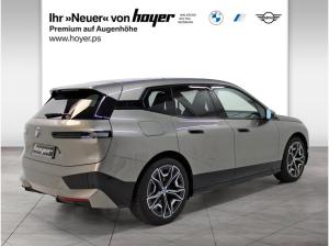 BMW ix xDrive 40 i20 INTERIEURDESIGN/LASERLICHT/PANORAMADACH/UVM.