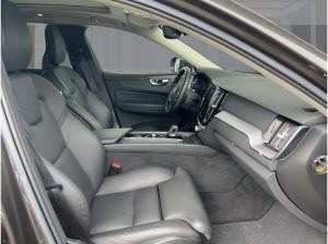 Volvo XC60 XC 60 B4 D MOMENTUM PRO AWD