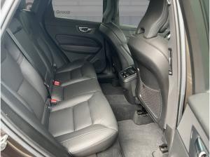 Volvo XC60 XC 60 B4 D MOMENTUM PRO AWD