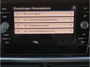 Volkswagen T-Roc 1.5 TSI Life DSG Navi LED Sitzheizung