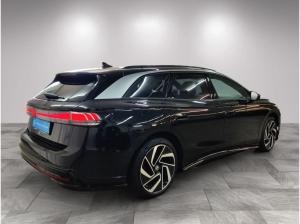 Volkswagen ID.7 Tourer Pro h/AHK/Matrix/Wärmepu/01.30Garantie