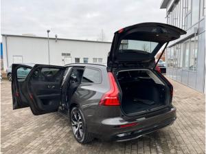 Volvo V60 B4 DKG PLUS DARK - Sofort lieferbar -