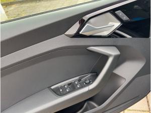 Audi A1 Sportback advanced 25 TFSI S tronic LED+PDC