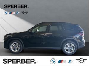 BMW iX1 eDrive20,Travel.-Pkt.,Premium-Pkt.,AHK,Lenkradhzg.,Aktivsitz,uvm.
