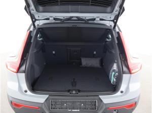 Volvo XC40 B4/Black Edition/ 360°/sofort/
