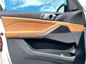 BMW X5 xDrive30d 624? netto/mtl.*M Sportpaket Pro*22 *LC Prof.*HUD*H/K*DAB*AHK*Adapt.LED*Adapt.M-Fahrw.*Dri