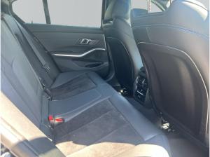 BMW 320 d xDrive 431? netto Limousine*M Sportpaket*Lc Prof*AHK*ACC*Driv Assistant*
