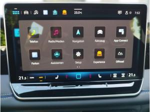 Volkswagen Tiguan 2.0 TDI DSG 4Motion R-Line Navi IQ.Light DAB+ FrontAssist