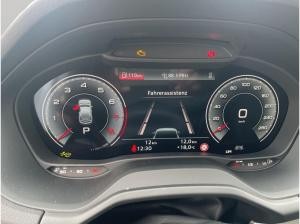 Audi Q2 35 TFSI S line LED virtual Co. Klima Carplay