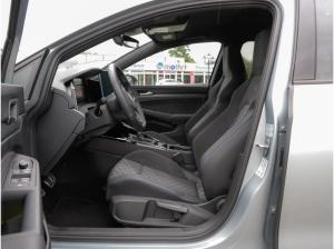 Volkswagen Golf VIII 1,5 TSI R-Line ACC Navi Matrix R-Kamera