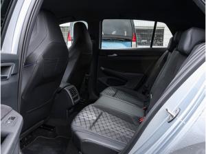 Volkswagen Golf VIII 1,5 TSI R-Line ACC Navi Matrix R-Kamera