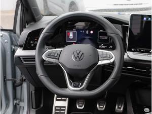 Volkswagen Golf VIII 1,5 TSI R-Line ACC Navi Matrix R-Kamera