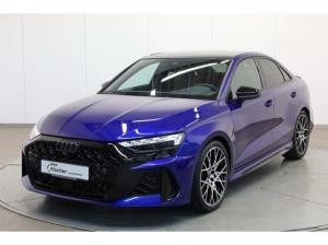 Audi RS3 Limousine TFSI quattro 280 km/h San Marino Blau