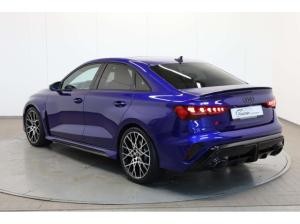 Audi RS3 Limousine TFSI quattro 280 km/h San Marino Blau