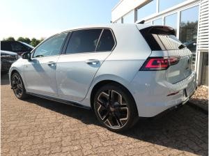 Volkswagen Golf R-Line 2,0 TDI SCR (150 PS) DSG *AHK*HARMAN KARDON*PANORAMA*BLACKSTYLE*WINTERRÄDER*