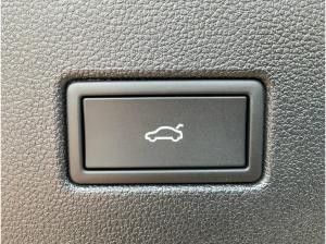 Volkswagen T-Roc R-Line 1.5 TSI DSG AHK Navi Kamera ACC