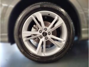Audi Q3 35 TFSI S tronic S line LED DAB Tempomat