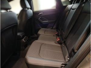 Audi Q3 35 TFSI S tronic S line LED DAB Tempomat