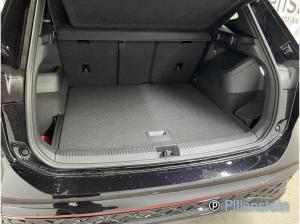 Volkswagen Tiguan TDI DSG 4M R-Line/BLACK AHK+MATRIX+KOMFOR