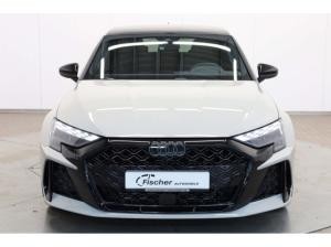 Audi RS3 Sportback TFSI quattro 280 km/h Individuallackierung