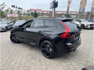 Volvo XC60 B5 B AWD Plus Black Edition+Pano+LichtPak