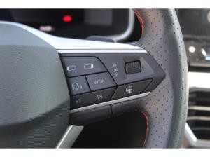 Seat Leon Sportstourer 1.5 TSI DSG FR NAVI LED KAMERA_SHZ GRA DAB 17