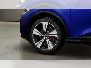 Audi Q5 edition one mit Akzenten mythosschwarz e-hybrid quattro 270 kW S tronic Bestellfahrzeug