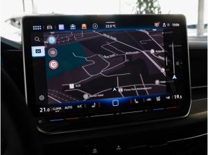 Volkswagen Golf VIII 1,5 eTSI DSG Edition 50 ACC Navi R-Kamera LED Alu