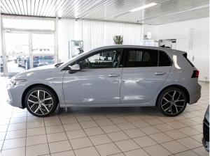 Volkswagen Golf VIII 1,5 eTSI DSG Edition 50 ACC Navi R-Kamera LED Alu