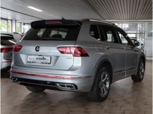 Volkswagen Tiguan Allspace 2,0 TDI DSG 4Motion R-Line ACC Matrix AHK R-Kamera