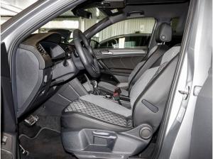 Volkswagen Tiguan Allspace 2,0 TDI DSG 4Motion R-Line ACC Matrix AHK R-Kamera