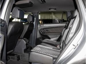 Volkswagen Tiguan Allspace 2,0 TDI DSG 4Motion R-Line ACC Matrix AHK R-Kamera