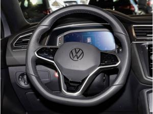 Volkswagen Tiguan Allspace 2,0 TDI DSG 4Motion R-Line ACC Matrix AHK R-Kamera