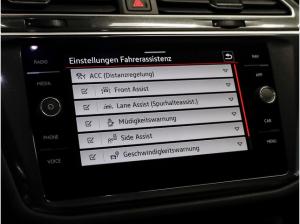 Volkswagen Tiguan Allspace 2,0 TDI DSG 4Motion R-Line ACC Matrix AHK R-Kamera