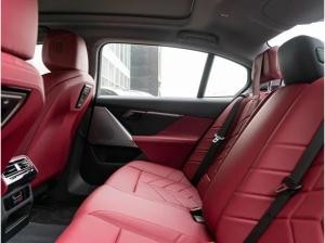 BMW i5 eDrive35L Electro AT