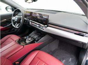 BMW i5 eDrive35L Electro AT