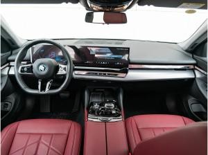 BMW i5 eDrive35L Electro AT