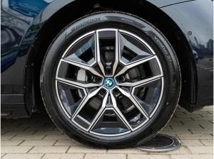 BMW i5 eDrive35L Electro AT