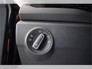 Volkswagen T-Roc R-Line 2.0 l TDI DSG LED NAVI SHZ