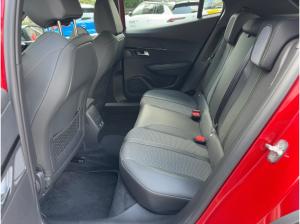 Peugeot 2008 e- Elektromotor 136 GT SHZ+LM+KAM