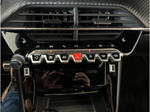 Peugeot 2008 e- Elektromotor 136 GT SHZ+LM+KAM