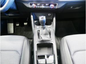 Audi Q2 30 TFSI advanced LED AHK virt. Cock.