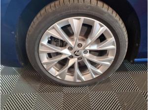 Skoda Superb Combi SELECTION 2.0TDI 4x4 DSG MATRIX.AREA.HuD.NAVI.DCC.SHZG