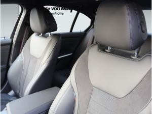 BMW 330 e xDrive M Sportpaket -Pro-Travel- Innovation- Comfort uvm.