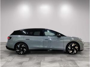 Volkswagen ID.7 Tourer GTX h/AHK/Matrix/Wärmepumpe/02.30Garantie