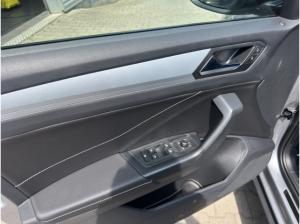Volkswagen T-Roc Goal 2.0l TDI DSG AHK Navi W+S Reifen IQ Drive